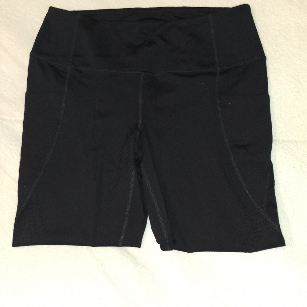 Women's Black Leggings With Pockets- Size Large